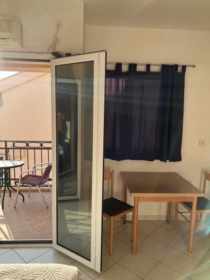 Ksenia Guesthouse Apartments And Studios Budva Zewnętrze zdjęcie